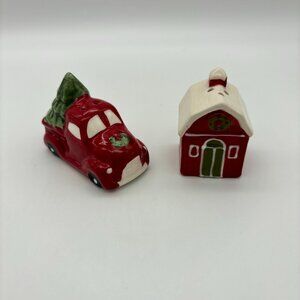 Cracker Barrel Salt Pepper Shakers Christmas Red Truck & Barn UNUSED Home Decor